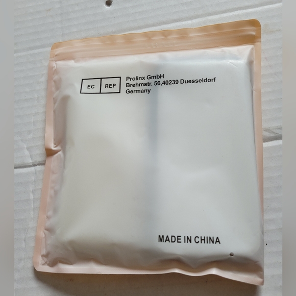 IMBZBK Samsung S21 / S30 Cases Black and Clear with 2 Screen Protectors - Picture 2 of 10